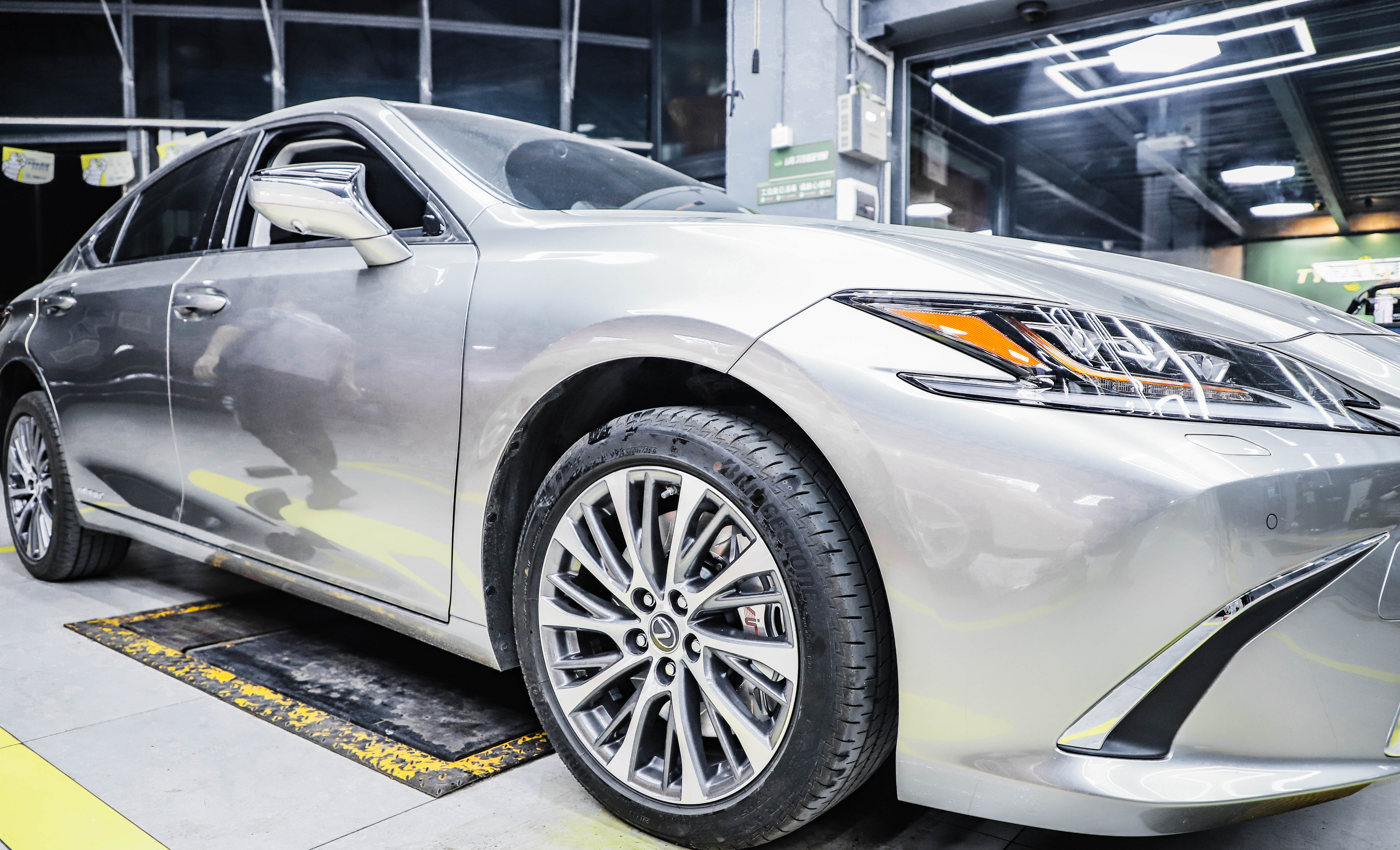 90%的ES車(chē)主，都沒(méi)想過(guò)這么改VINIC剎車(chē)”